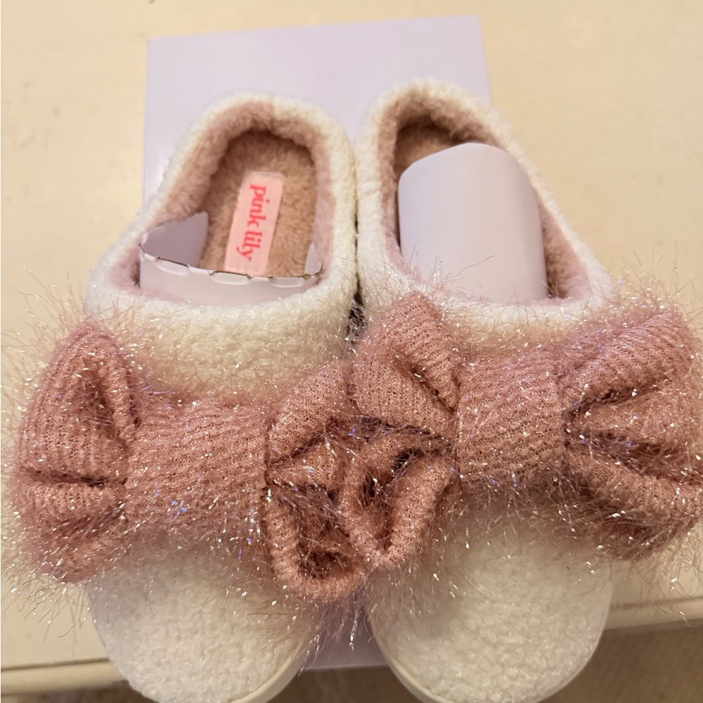 Pink Lily Cream Slippers
